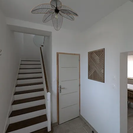 Le Seringat 3 * Montreuil-Poulay